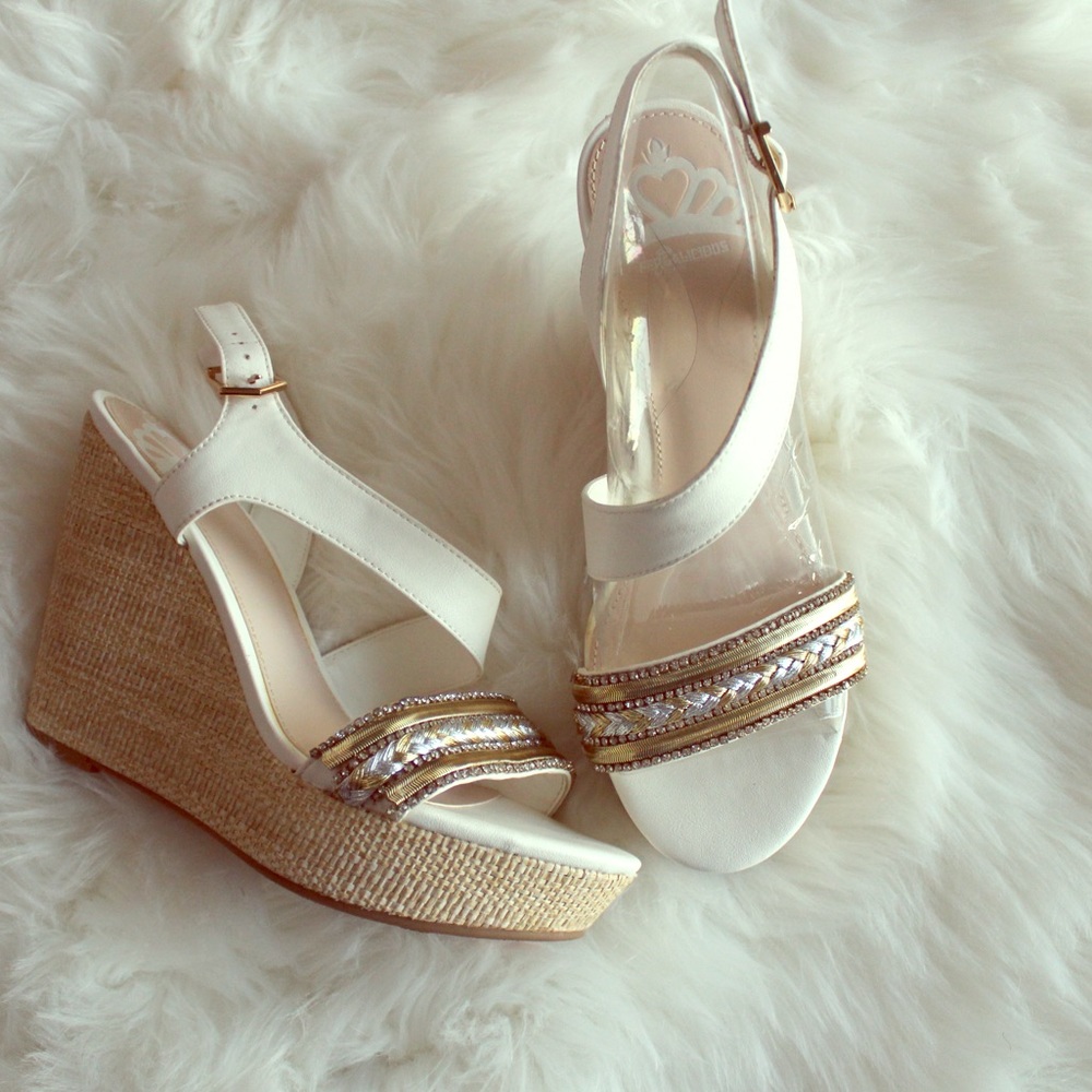 Flirty White Wedges